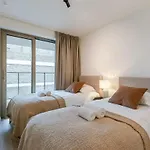 Apartment Casiola - Beautiful Overlooking The Marina With Parking Ostend