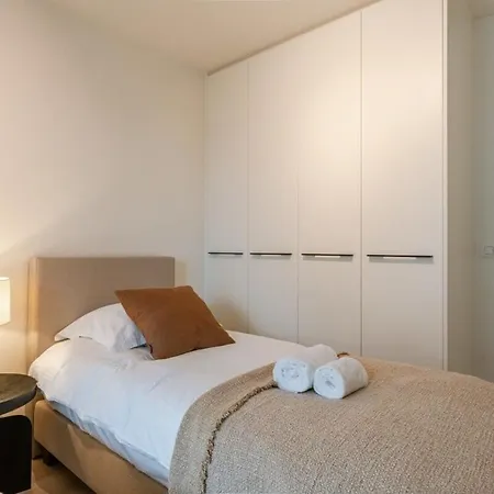 Casiola - Beautiful Overlooking The Marina With Parking Apartmán *